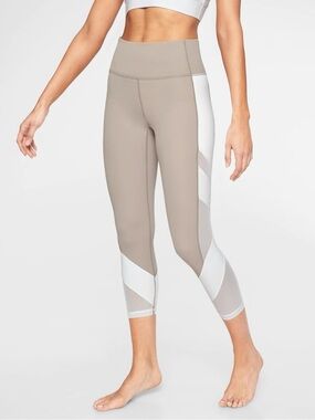 Athleta Exhale Capri Leggings Size XS Tan & White Mesh Ventilation